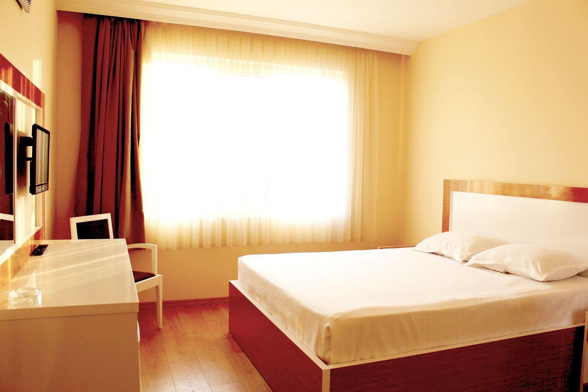 Hotel Duzce エクステリア 写真