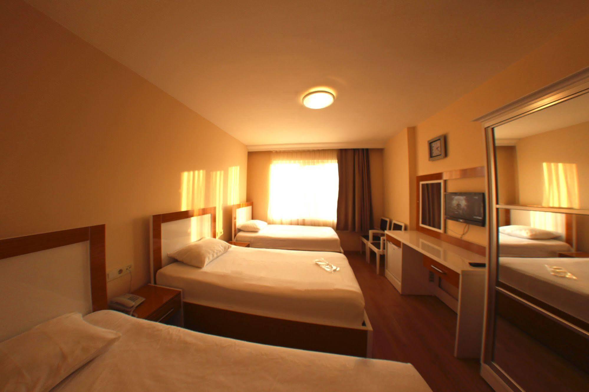 Hotel Duzce エクステリア 写真